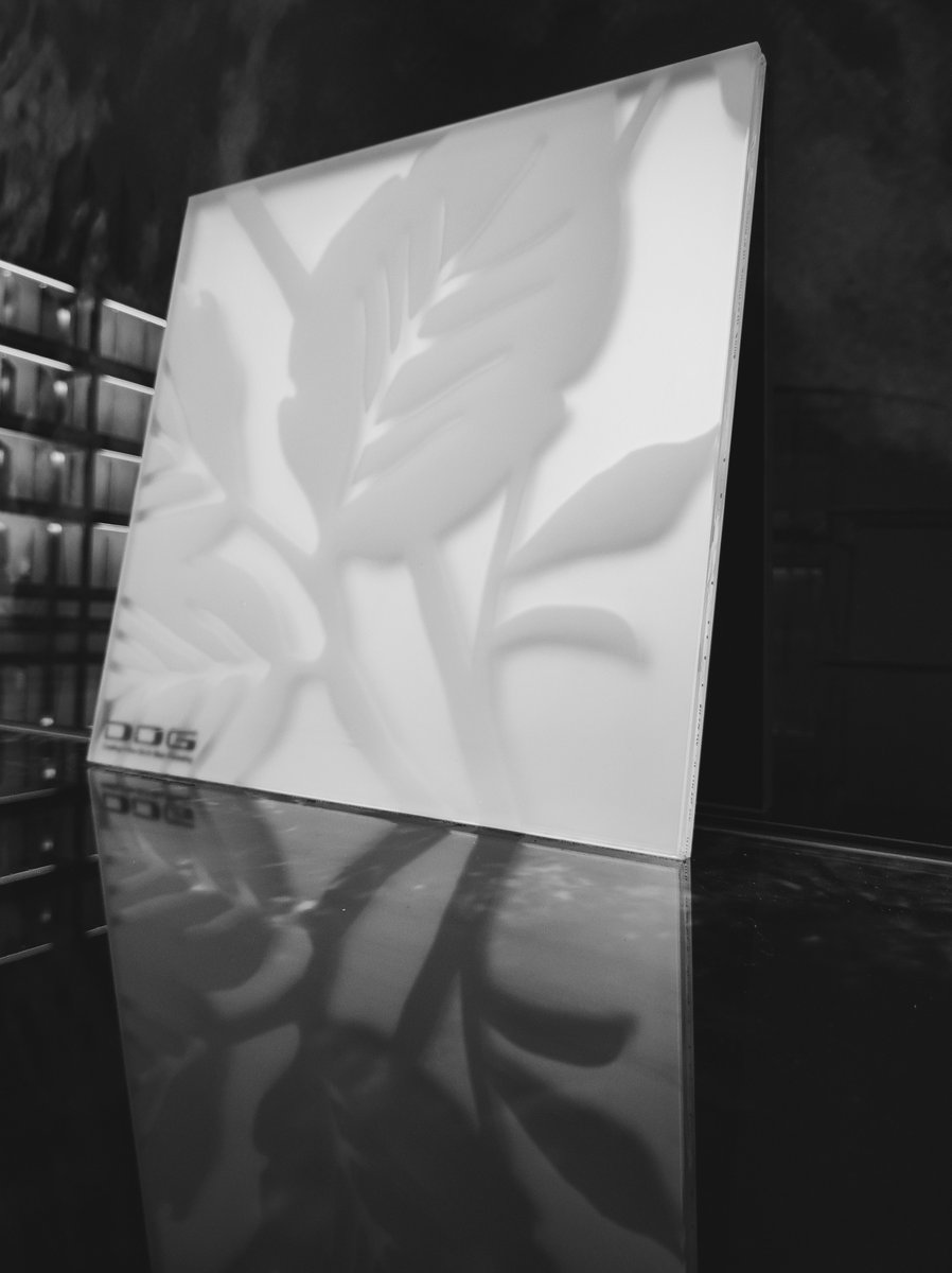 DdgGlass's tweet photo. Designs with matte, silvery or subtle element always stand out and enhance the atmosphere of the space.

You imagine, we develop !

 #ddgglass #interiordesign #decorativeglass #laminatedglass https://t.co/a0Ivqc4V4S