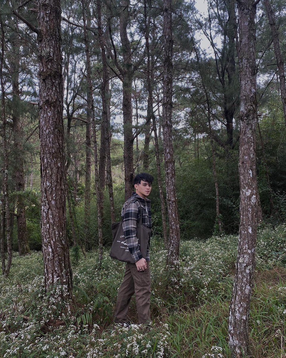 MiggyJimenez23's tweet photo. get lost with me https://t.co/2VpVGTaSlO