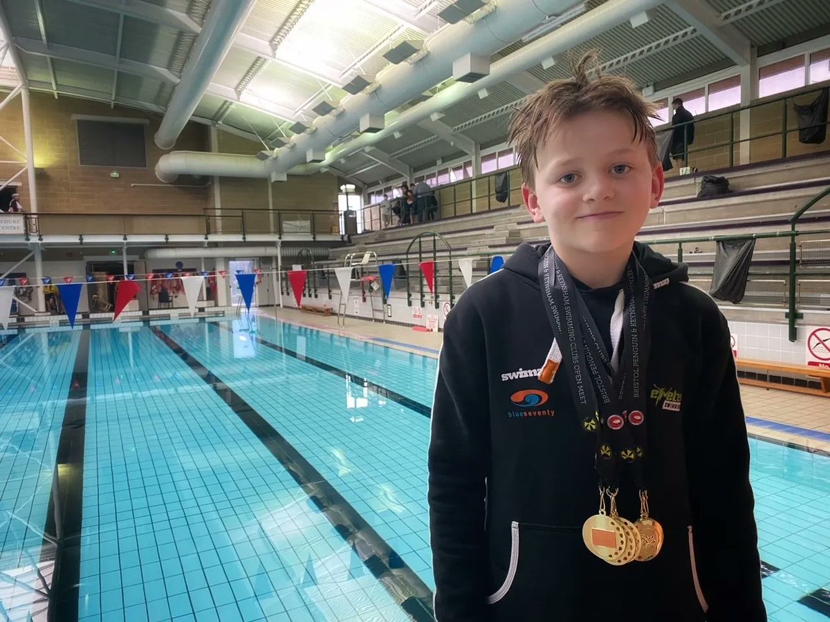 ExeterSchoolUK's tweet photo. Last weekend, Daniel from Lower Two took part in a level three meet in Weston-Super-Mare. In the 9-year-old age group, he won gold medals in all five events he entered. Huge congratulations Daniel! #devonswimming #exeterswimmingclub #exeterjuniorschool https://t.co/AyCpFHTvFU
