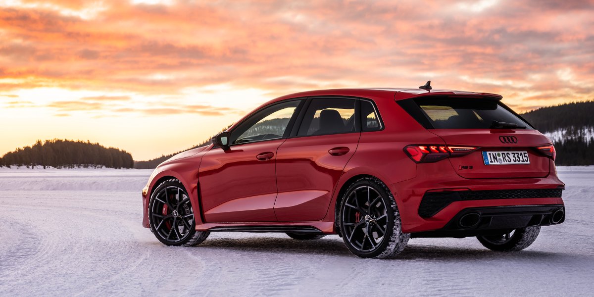 AudiOfficial's tweet photo. Spring into action. The Audi RS 3 making shapes in the melting snow. With this car’s RS Torque Splitter, drifting is as elegant as dancing.
>> https://t.co/LgruetbYWB
#Audi #AudiRS3 #TorqueSplitter #innovation #drifting https://t.co/UE3jerMcs3