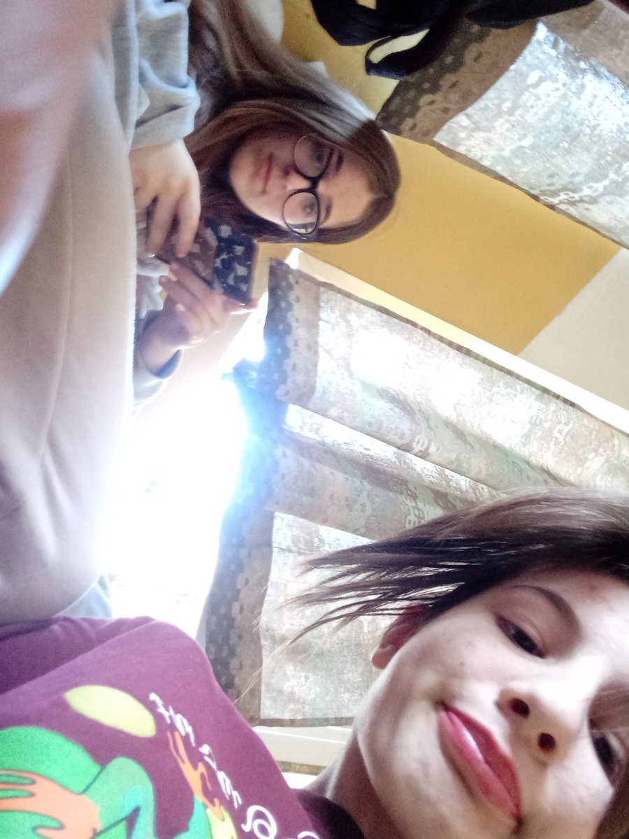 hahahahaena2's tweet photo. #chill day https://t.co/0OHuoLr3mf