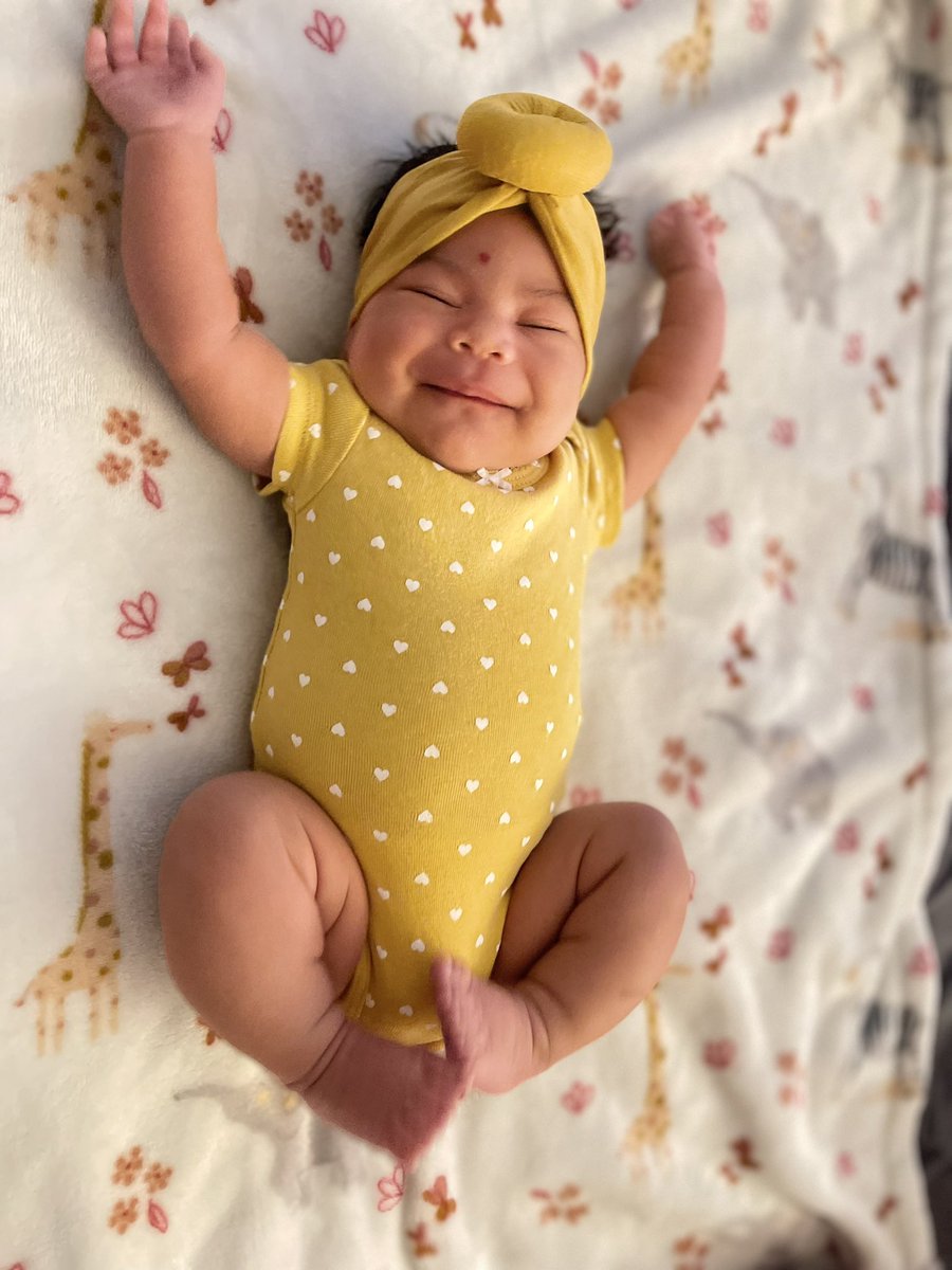 jdaaaawgg's tweet photo. Took a little break from Twitter but we back💛🥰 https://t.co/IUjXK91Iei