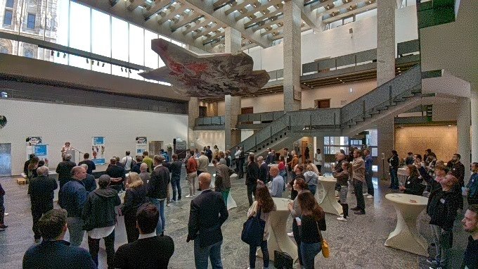 boydroid's tweet photo. Der @webdecologne lädt ins Rathaus der Stadt Köln ein. @HenrietteReker lobt die Startup-Szene, steht aber ganz unter dem Einfluss der Auswirkungen des Ukraine Krieges. Sie sieht ihn als Herausforderung auch für die Startups. #nrwstartups #startupbreakfast https://t.co/WwdeXwIGo8