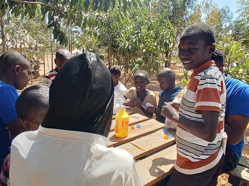 DandelionAfrica's tweet photo. It's such a long school holiday and just wondering how are you engaging your teenagers and in-school youth?
Here at our Youth Center, we are training teenagers on recycling wasted paper sheets into useful products such as bowls while..
#GirlsForLeaders #BoysForChange
#FormNi? https://t.co/qlX4c4G7fK