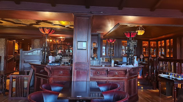 randompubbot's tweet image. The Halfway House; Walkinstown Rd, Walkinstown, Dublin, Co. Dublin, Ireland google.com/maps/place/?q=…