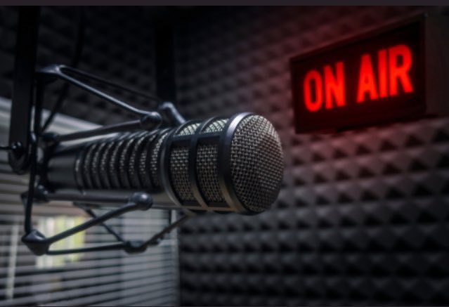 TomCornwell_'s tweet image. I told @BBC3CR this morning when discussing the #SpringStatement2022 we welcome the 5ppl cut to #FuelDuty but we need to see that saving passed on to consumers and we still need an essential users rebate for operators. @RHANews @FairFuelUK @hmtreasury @RishiSunak @RHARodMcKenzie