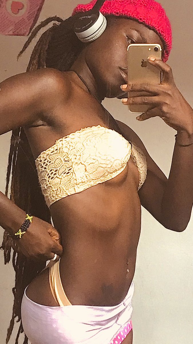 TheFwildVirgin's tweet photo. The stylist 📌✂️🙈 https://t.co/udg40RYZLd