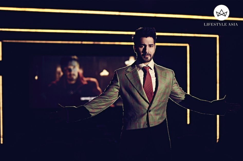 "<a href="/aliaa08/">Alia Bhatt</a> is so damn good in #GangubaiKathiawadi. She’s amazing to watch on screen. The film’s success is great for the industry &amp; it gave a lot of confidence to a lot of people,” says our cover star <a href="/Varun_dvn/">Varun sunny sanskari Dhawan</a> about his co-star of many films, #AliaBhatt 

#VarunDhawan