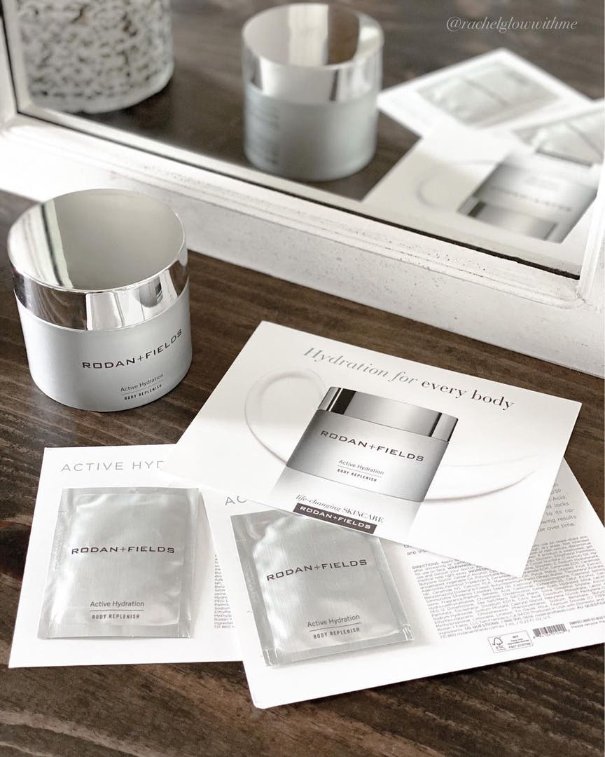 mamatpbj's tweet photo. Soft, smooth, luxurious body☺️  All-over hydration. Get younger-looking, younger-acting skin with our breakthrough body moisturizer that instantly + continuously hydrates. https://t.co/nSsZYVGvWe https://t.co/cNIWSABEPU
