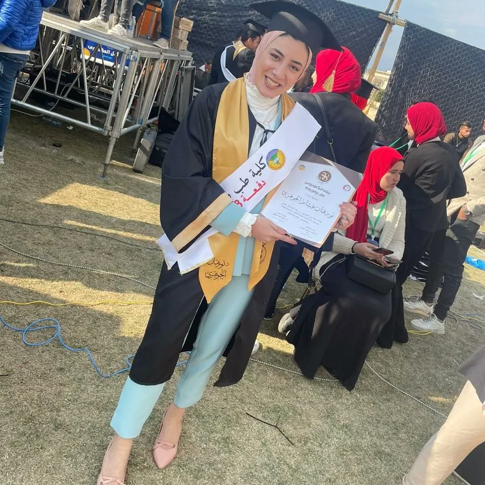 ElgoharyNoor's tweet photo. The greatest day ever♥️♥️♥️
Finally, officially graduated 🎓🥼
اسعد يوم ف حياتي بجد 😍😍😍
#Class_58
#Not_just_a_number
#years_we_can_remember https://t.co/FLB6yxRI2h