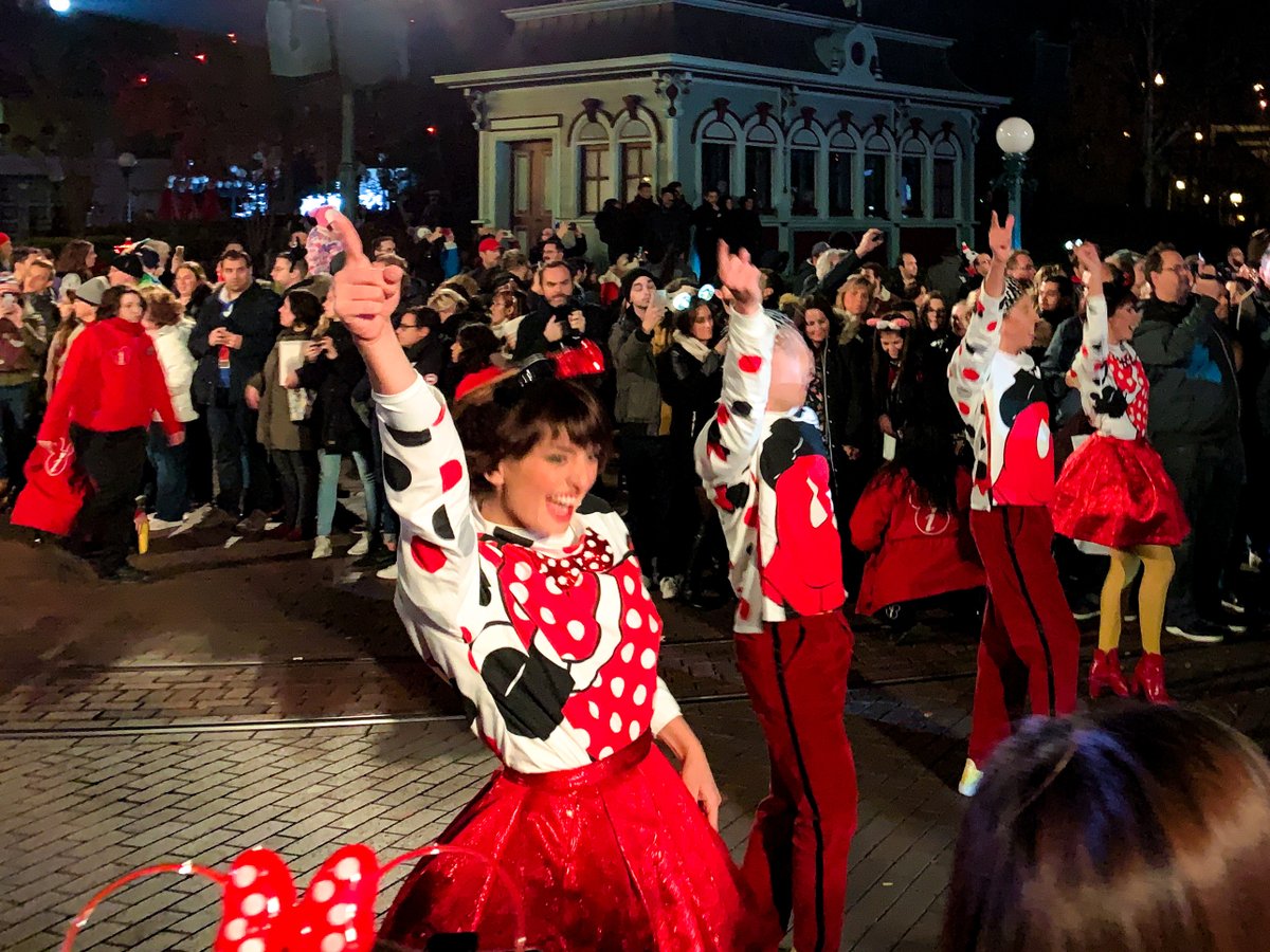 thedlpgeek's tweet photo. With tomorrow’s Annual Pass Night celebrating 30 Years of Disneyland Paris, for the final #CountdownTo30YODLP we look at when we celebrated 90 Years of Mickey!
The Mickey 90 Mouse Party AP Night has been my favourite so far! Roll on tomorrow! #APNight #DisneylandParis30 #DLP30 https://t.co/kwuPVV13DE
