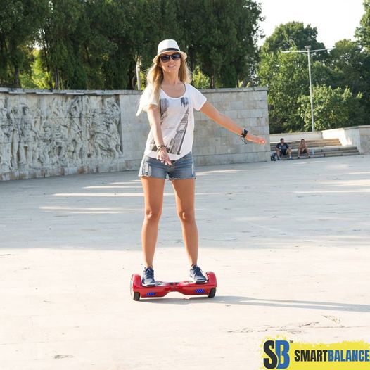 SmartBalanceTM's tweet photo. With Regular Red Power, the fun has no limits! The 4AH, 36V battery keeps you plugged in up to 15km and the powerful 350W motors help you climb most of the slopes.

You can find it right here:
https://t.co/scOtXBHDD9

#smartbalance #eco #emobility #nopoluttion #green https://t.co/HIXDSR8g82