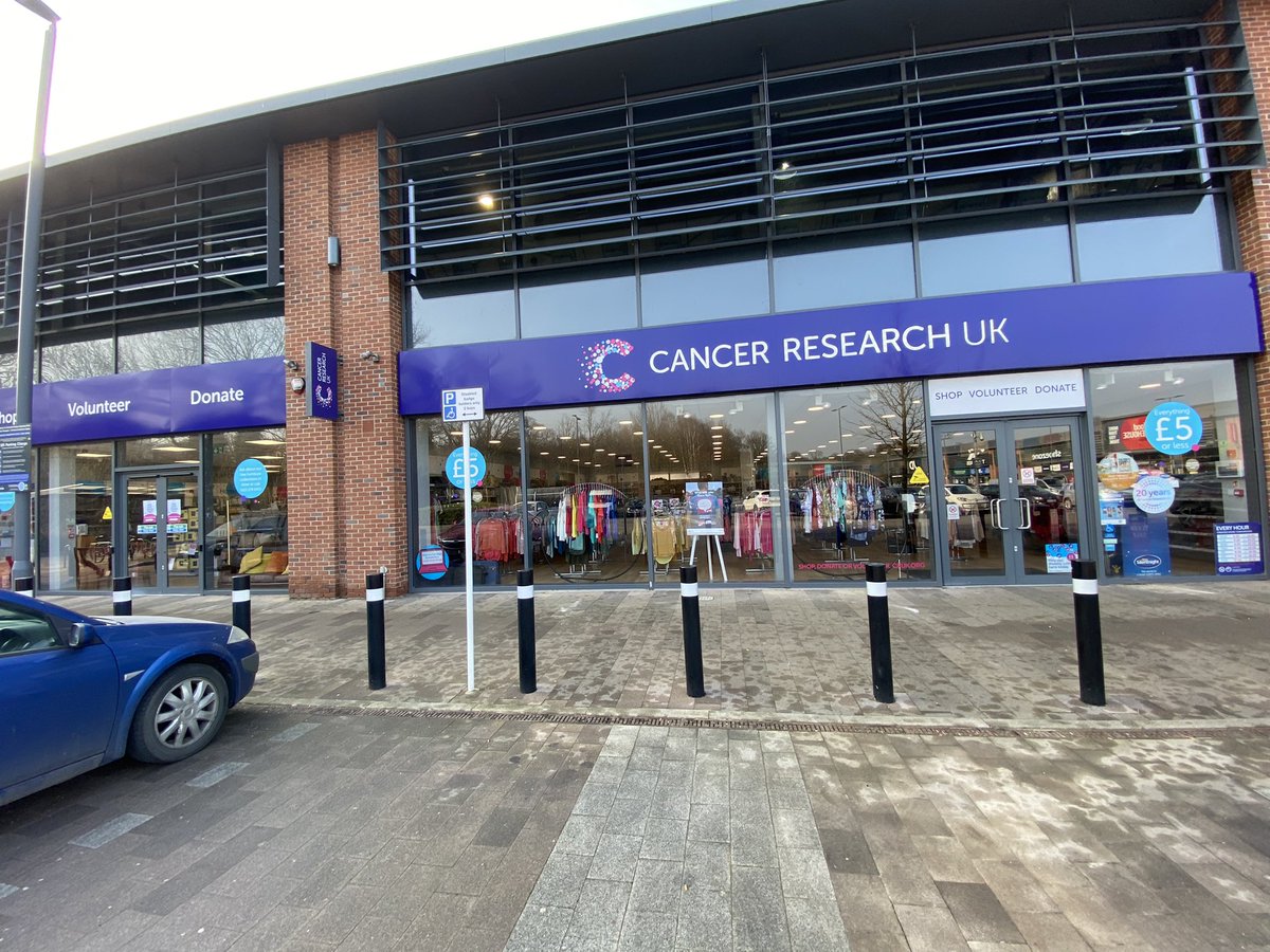 #sunshine  #happy 🌈pop in store today for a bargain <a href="/CRUKKirkstall/">CRUK Kirkstall superstore</a>