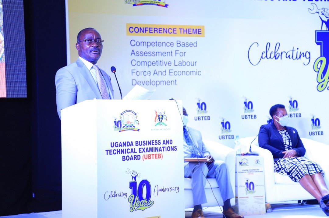 Educ_SportsUg's tweet photo. #UBTEBAT10 | The face of Technical Vocational and Education Training (TVET) assessment in Uganda has changed positively. Together with stakeholders, we have registered quality competency-based assessment and most graduates are self-employed entrepreneurs, Technicians &amp; Artisans. https://t.co/EgoGJCKbAO