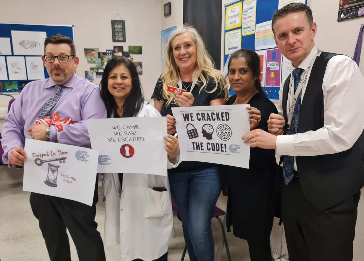 As a part of science fortnight our sixth formers and teachers took part in an escape room activity! 

To escape, pupils and staff found clues and answered science questions  ⚛️💭 

Well done to all of the escapees! 

#MillHillSenior #MillHillMoments