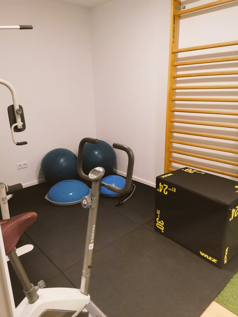 JosemidCastillo's tweet photo. ¡Nuevo centro de entrenamiento multidisciplinar en Firgas (Gran Canaria)! abierto por mi compañero @cafydecanario.
¿Le ayudas a darle visibilidad? No cuesta nada y a todos nos hubiera gustado, al empezar un proyecto,que los compañeros nos arropen. RT 🙏 https://t.co/FSkk0T9XQW