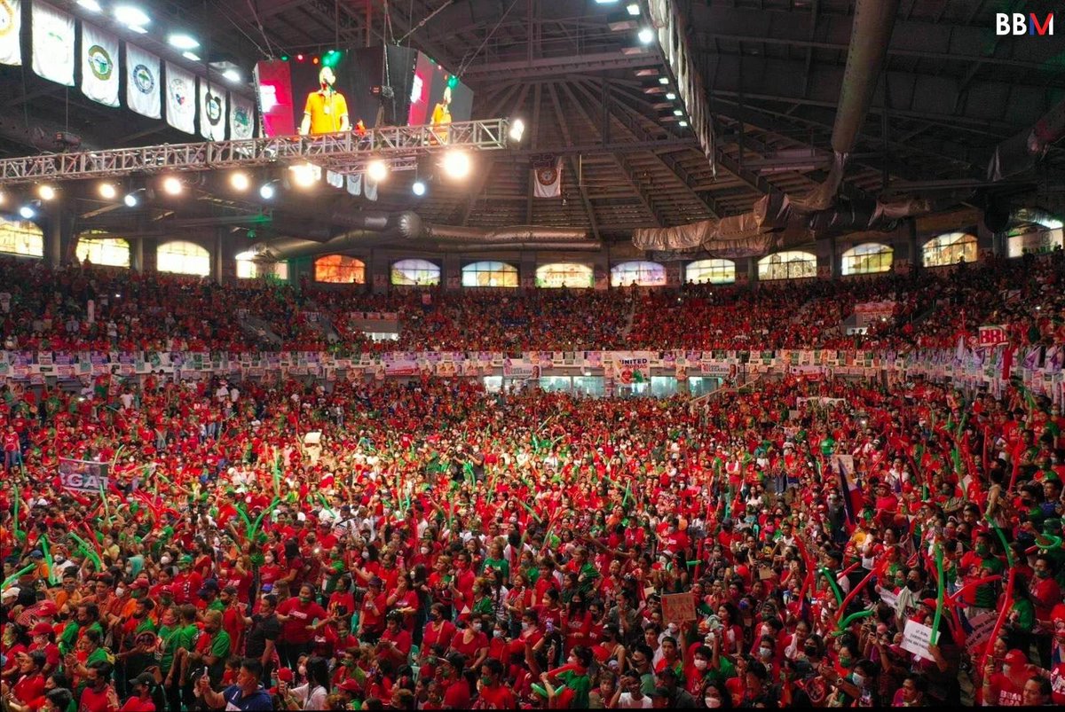 bongbongmarcos's tweet photo. Kasing-tamis ng kakanin ng Quezon ang naging pagsalubong niyo sa amin kahapon! 

Salamat, Lucena sa inyong pinakitang pagmamahal at tiwala sa Uniteam! Sama-sama tayong babangon muli! https://t.co/UZ7J6wfwvx