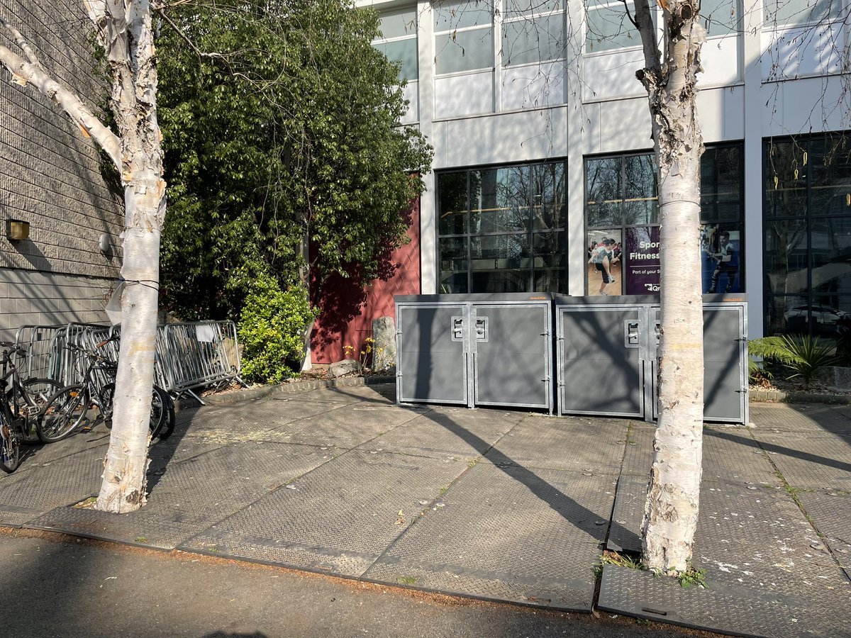 Recently some of the bike stands in front of the Peter Landing building at Queen Mary Uni were replaced with code-secured bike boxes. Now people lock their bikes to fences and banisters while the boxes are always empty. Doesn’t seem ideal… any ideas how to use the boxes <a href="/QMUL/">Queen Mary University of London</a>?