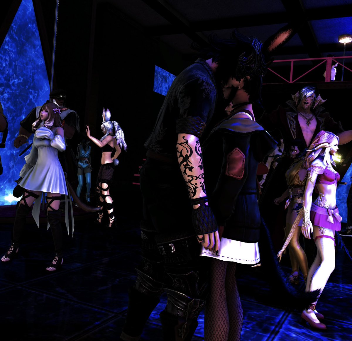 motion_na's tweet photo. The club is overflowing, but all I see is you. 

@aliciadixon991 
#FFXIV #MAD #Chaos https://t.co/Vy1IblTURX