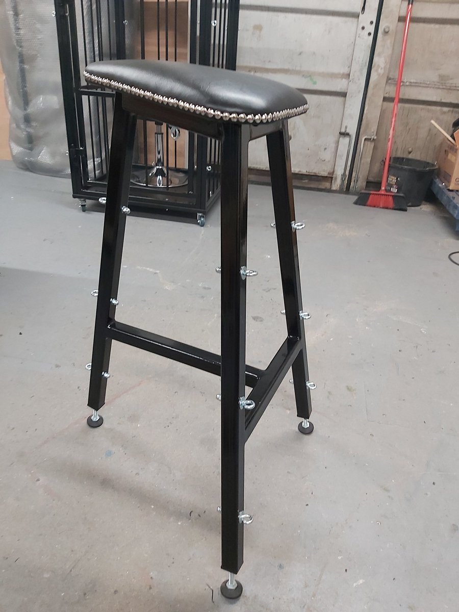 ExcelMiv's tweet photo. End of month special,  tripod whipping stool, £95. Including free UK mainland delivery. Please message on 07875375869. Many thanks https://t.co/mMf5lmggfJ