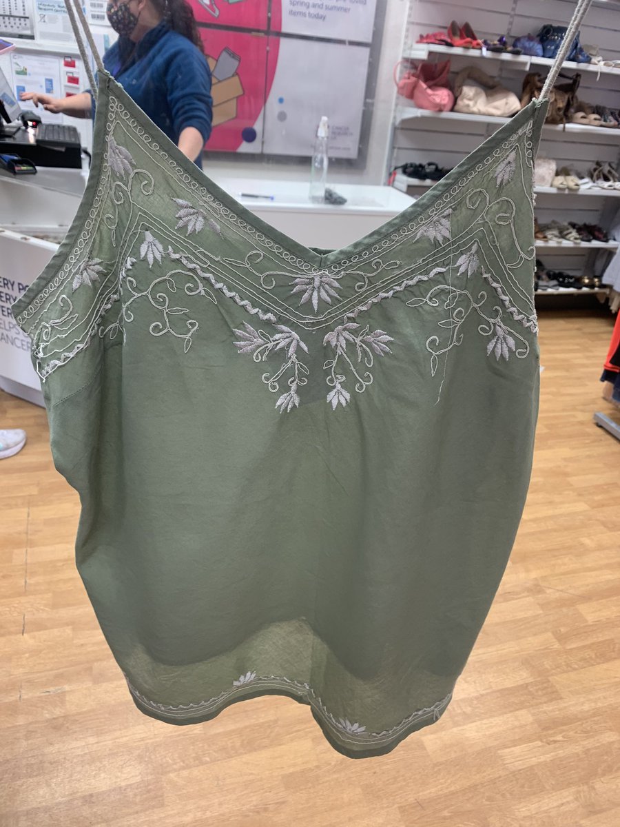 With the warmer weather officially here, we definitely need to get our wardrobes ready! These tank tops are perfect for #summer ☀️ loads more like it in the #bath cancer research store! #Summer2022 #Weathercloud #sunsout #Cancer #research #women #fashion #Charity #secondhand