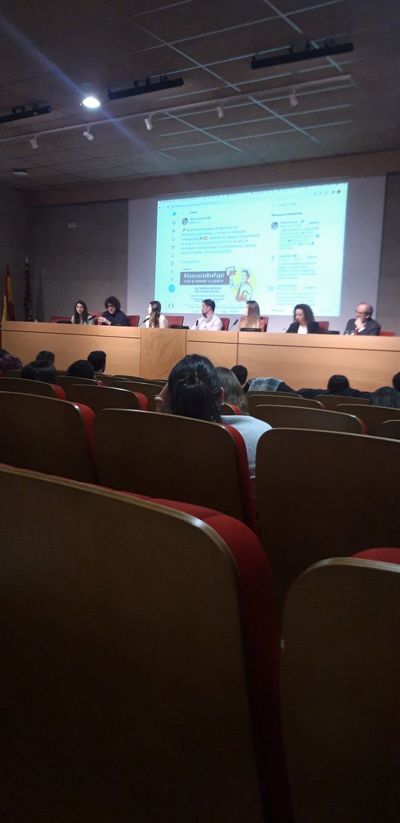 vicentelozano's tweet photo. Hay futuro. Hay oficio. En #generacionNewPaper Experiencias para empezar a trabajar. #Periodismo https://t.co/u1YA2EAKSr