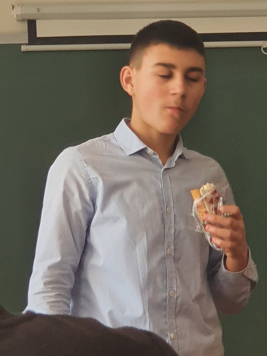 liviu_meme's tweet photo. @petermjssaddict This boy #bigmeme https://t.co/MNgafiudcI