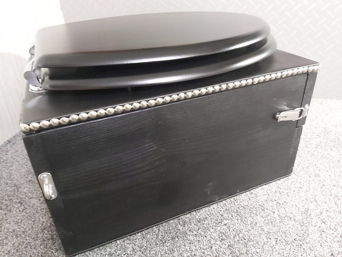 ExcelMiv's tweet photo. End of month special, toilet box £125. Including free UK mainland delivery please message on 07875375869.
Many thanks https://t.co/WxyydPMVor