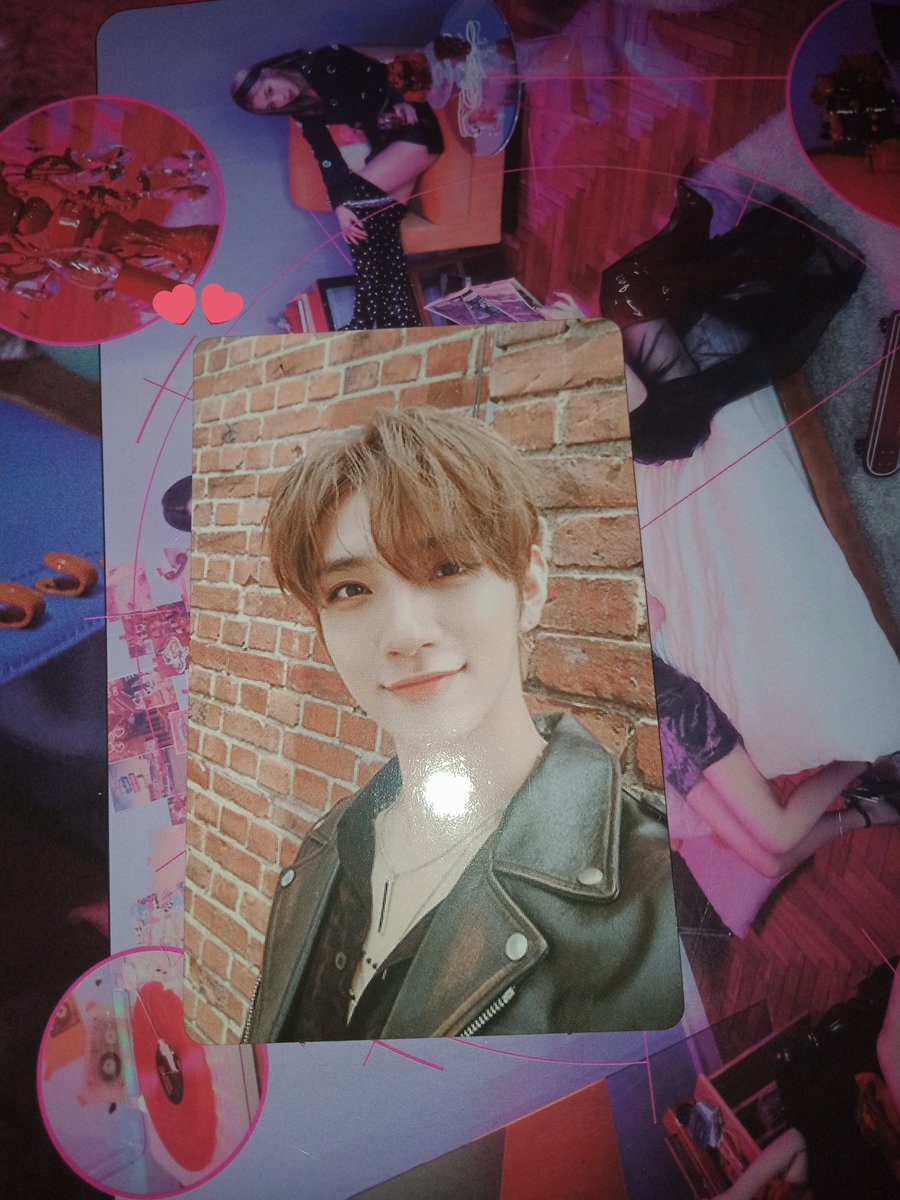 [ wts lfb ph ]

joshua an ode real ver

— 180 + pf
— onhand, mint condi
— payo or 3 days reservation
mop: gcash
mod: sco or direct ggx

reply/dm me to claim !