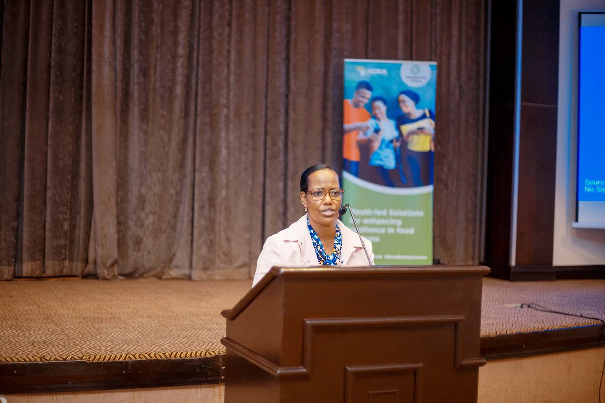 jcniyomugabo's tweet photo. “We are strongly pushing the agenda for youth engagement in #Agriculture because if young people are not engaged in food ecosystem, there is no future of African agriculture”@SabdiyoDido , Head of Gender & Inclusivity, @AGRAAlliance @TheAGRF @GoGettazAfrica #YEDF https://t.co/NEZQPhRgLq