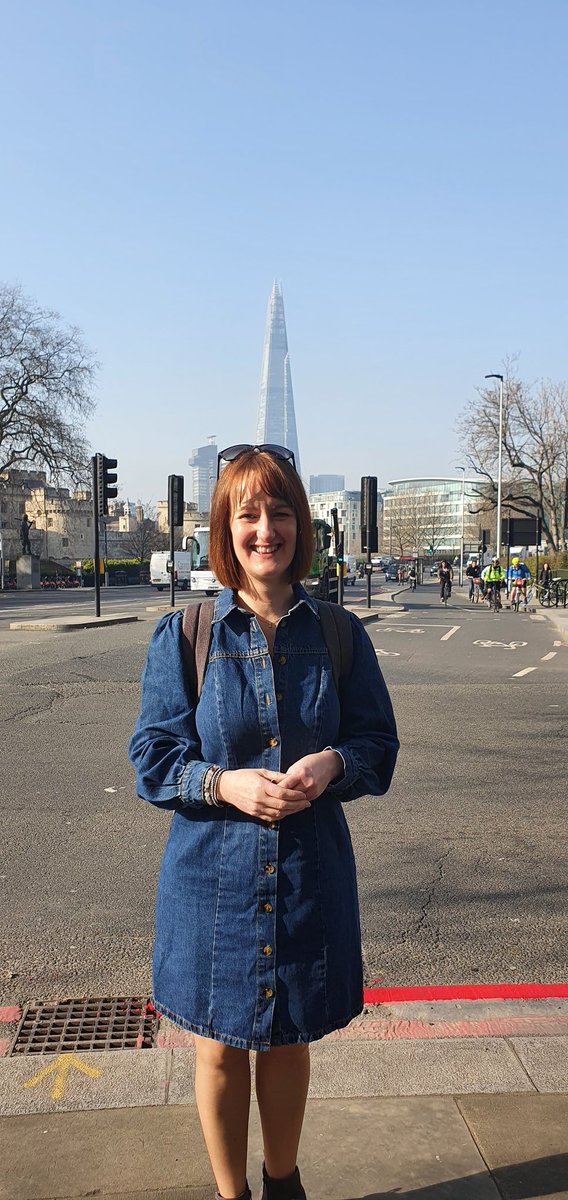 lisaparko's tweet photo. Heading to #Bett2022 this morning with @SledgerLedger in beautiful sunshine 🌞 @LexonikST https://t.co/a8irysVmJS