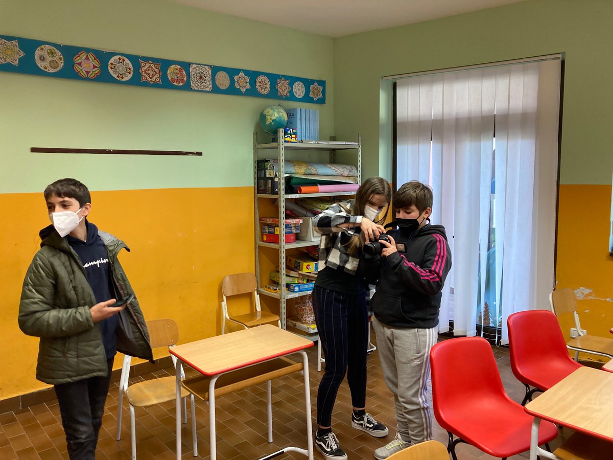Italianstarteam's tweet photo. Preparando l’intervista al Sindaco Caprile e all’arch. Daffunchio…
#Asocmedie #asoc2122 
@Ic_Viguzzolo
 #ItalianStarTeam https://t.co/du4C9MyM0Q