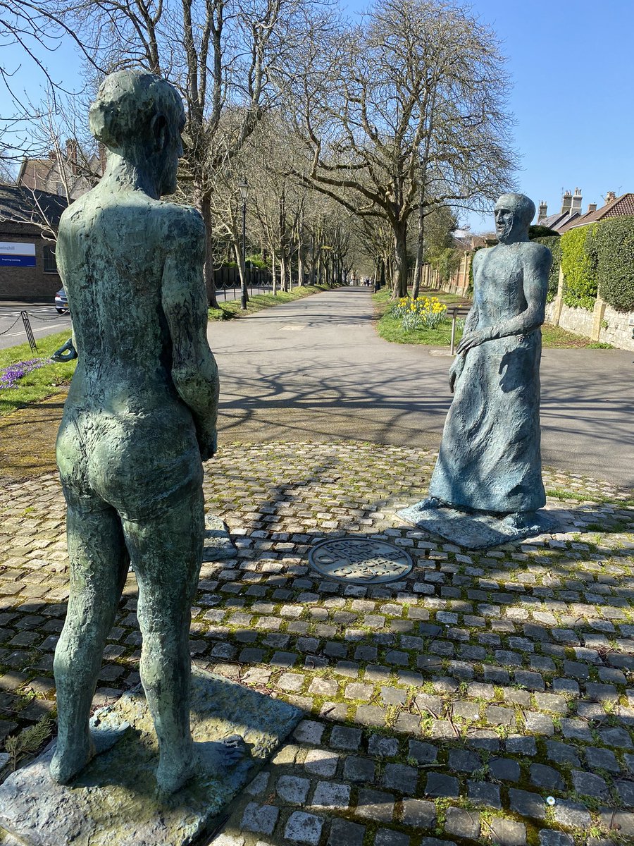 DorchesterBID's tweet photo. Spring is here! πΌ The Walks and Borough Gardens in Dorchester beautiful as always βοΈ #DiscoverDorchester #SpringintoDorchester https://t.co/0ybaW4HGwF