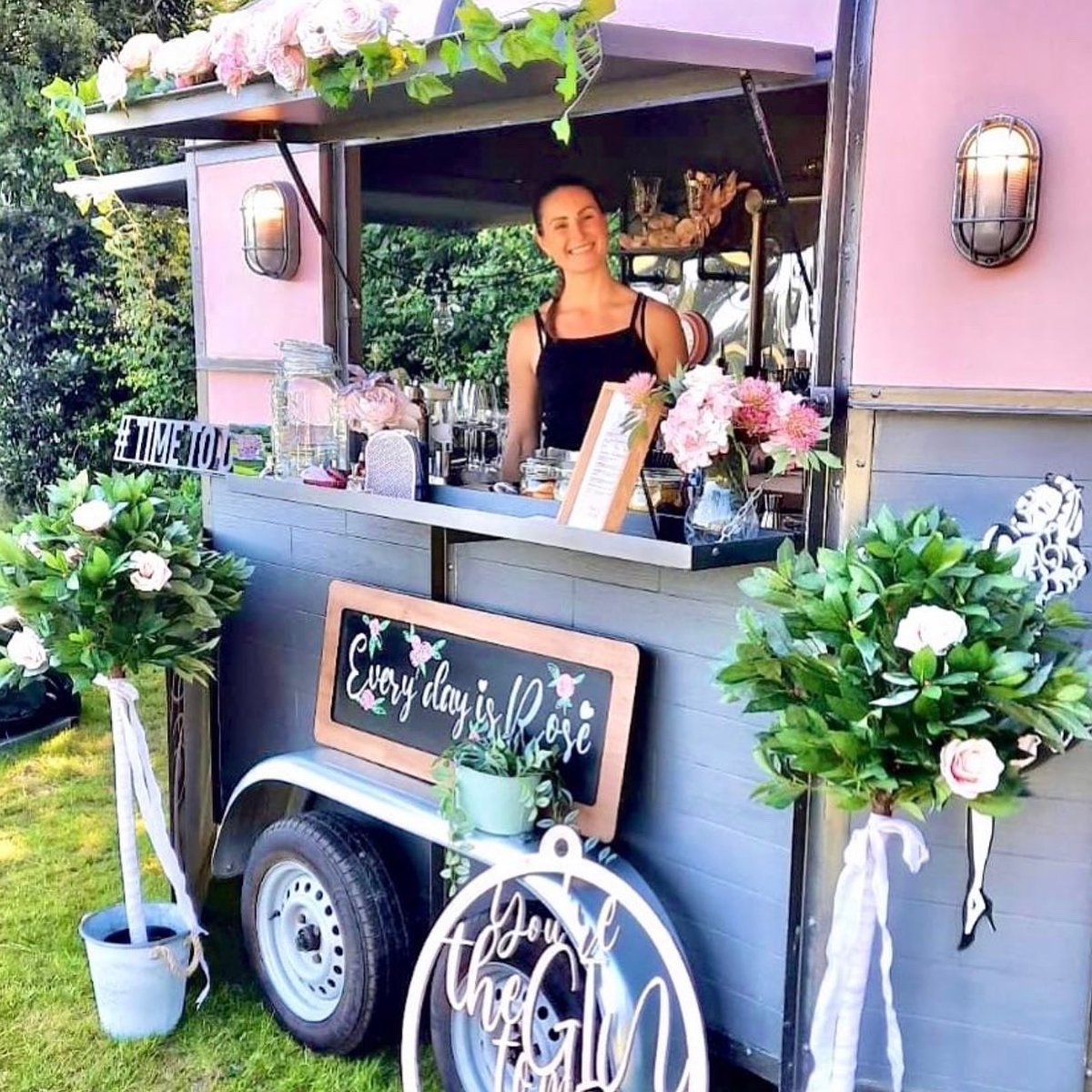 Declaration_drinks tweet media