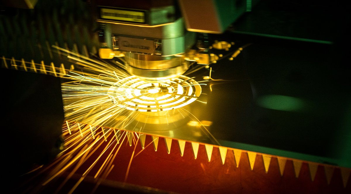 AmadaUKLTD's tweet photo. AMADA achieves its VENTIS-AJ 100th European order in only two years of its initial launch...
Find out more: https://t.co/ZiIsFTG444
#amadauk #ukmfg #uksheetmetal #lasercutting #laser #technology #ventis https://t.co/oa3jv6aZka