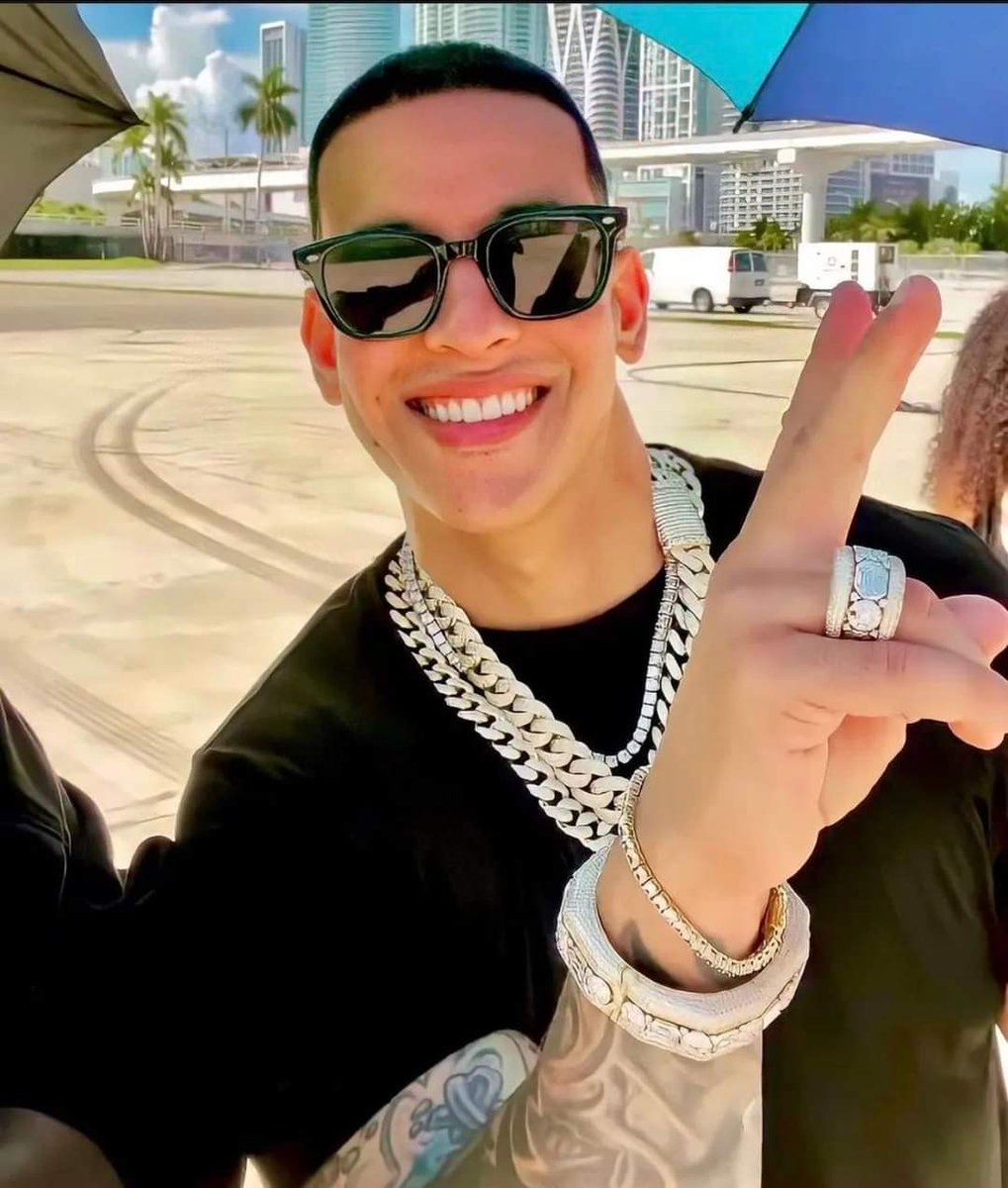 チ*ー様 新品 YSTRDY'S TMRRW YANKEE SUNGLASSES YSTRDY's TMRRW YANKEE SUNGLASSES New York Yankees Zephyrs