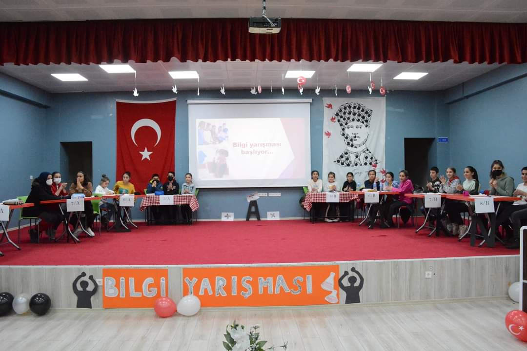 YedisuMEM's tweet photo. OKULUMUZ YEDİSU YBO, BİLGİ YARIŞMASI DÜZENLEDİ.
Okulmuz Yedisu YBO şubeleri arasında GSM Konferans salonnda bilgi yarışması düzenlendi ⬇️⬇️⬇️
https://t.co/8SNUxiW0Kb

@bingolmem @MuhtesimTunc_ @yusuf_tokus @halukcakan12 @Bsra65tnc @zeynep_ybo @SAyancang @cinarmerve23 @halis_akyel https://t.co/nAeazrtkUq