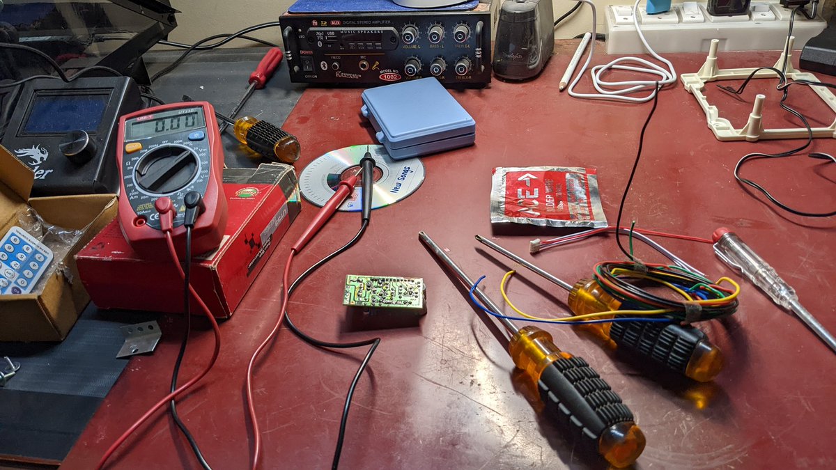 Kasi காசி tweet media