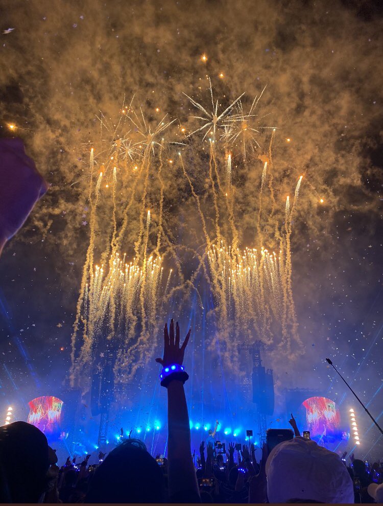 Rt de la suerte para que los rumores de que coldplay viene a Paraguay en septiembre sea cierto🕯✨🕯✨🕯