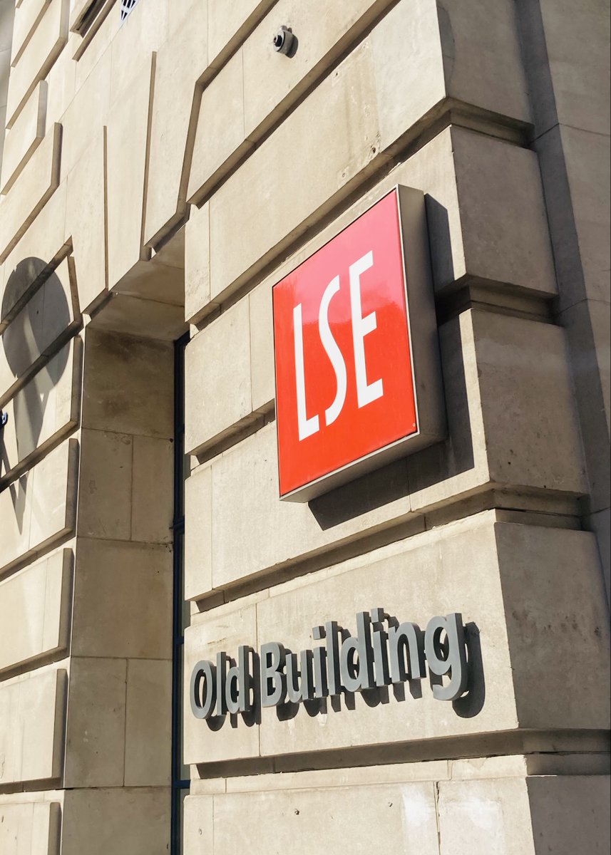 bromleyhs's tweet photo. Our GDST LEAD team ‘Hydrochange’ are presenting their pitch at the LSE today! Their social enterprise aims to allay climate anxiety through fun interactive water workshops designed for primary school children
#socialenterprise #GDSTLEAD #londonschoolofeconomics #publicspeaking https://t.co/s8YUz2wOep