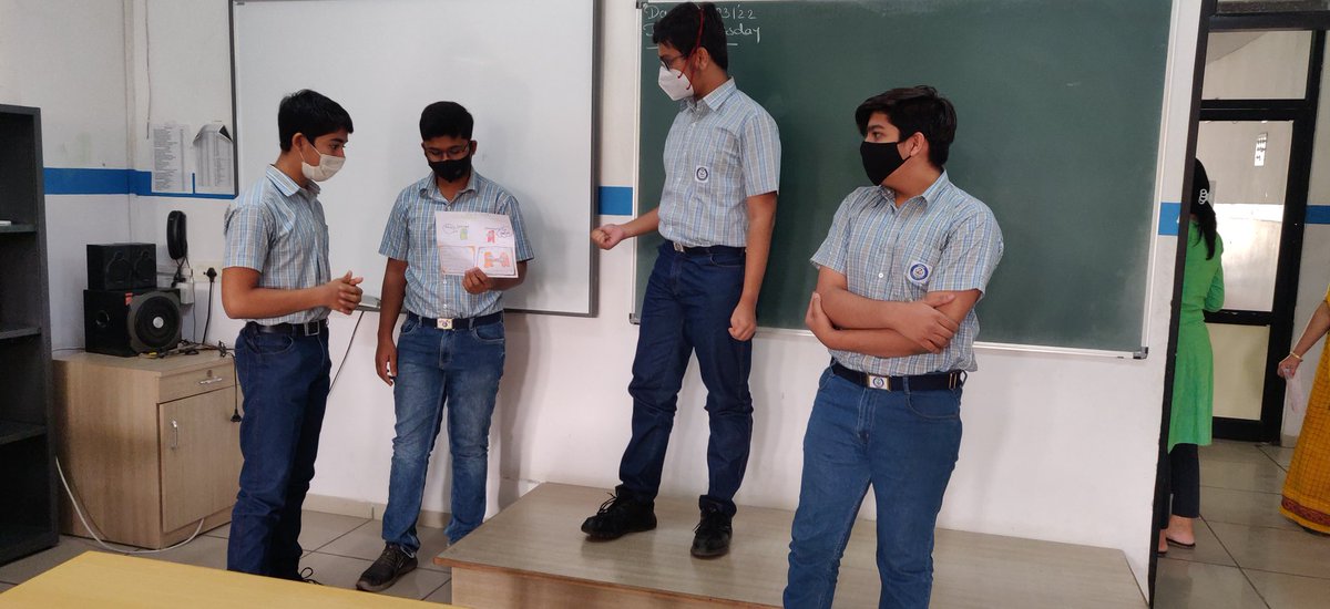 MissNair1's tweet photo. Sometimes I forget how creative generation Z is! My students of grade X did such a great job coming up with science-related funny/inspiring stories(icebreaking activity) and presenting them in 10 minutes. @ZebarSchool @b_mili18
Excited for the new session! https://t.co/uazCFhSPPv