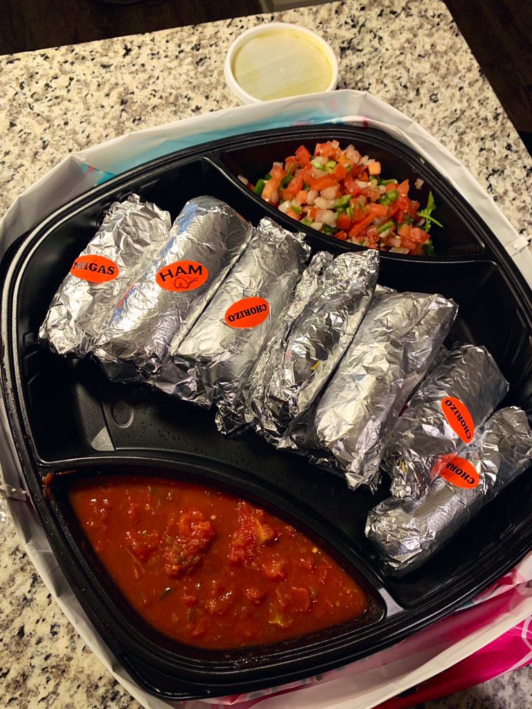 zaingaziani's tweet photo. So the @SecretFoodSoc project just surprised me with an IRL burrito airdrop 🌯 this is real utility haha

Excited to do some fun stuff together

Not paid ad. Just happy and surprised : ) https://t.co/a1OgywKofl