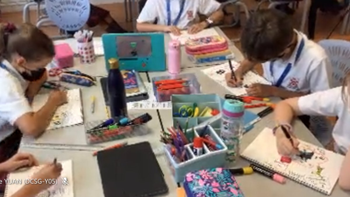 Thank you <a href="/DCSG_Dulwich/">Dulwich College (Singapore)</a> for inviting me to share #sketchnote making with a fantastic group of 10 yrs.olds from Year5G. #creativity #visualthinking