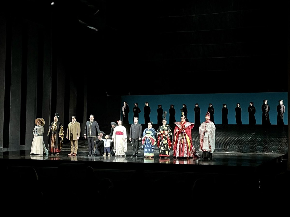 Thinking about last night’s Madama Butterfly. Minghella production is beautiful and innovative. Stunning role debut from <a href="/EleonoraBuratto/">Eleonora Buratto</a>. <a href="/BrianJagde/">Brian Jagde</a> filled <a href="/MetOpera/">Metropolitan Opera</a> with glorious sound.  Excellent work as well by @egdeshong <a href="/davidbizic/">David Bizic</a> <a href="/METOrchestra/">METOrchMusicians</a> <a href="/MetOperaChorus/">MetOperaChoristers</a>