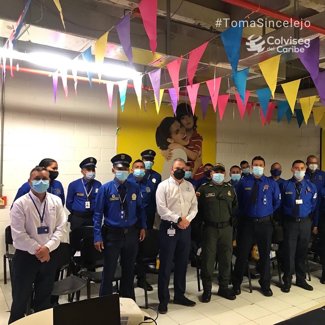 ColvidelCaribe's tweet photo. Seguimos con la toma de las ciudades.  En esta oportunidad le correspondió a Sincelejo.

Dentro de las actividades se llevó a cabo visitas a las diferentes tiendas del Grupo Éxito con el propósito de escuchar y atender las recomendaciones de los Gerentes. https://t.co/sVaiMLGCRg