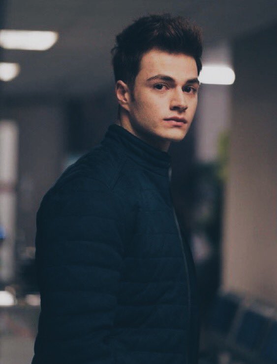 itsbluehan's tweet photo. Tension ✨

#ÖmBer #Kardeşlerim https://t.co/mQK9NvgPLd