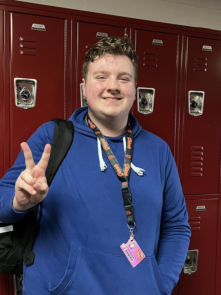 HHS2MinuteMusic tweet media