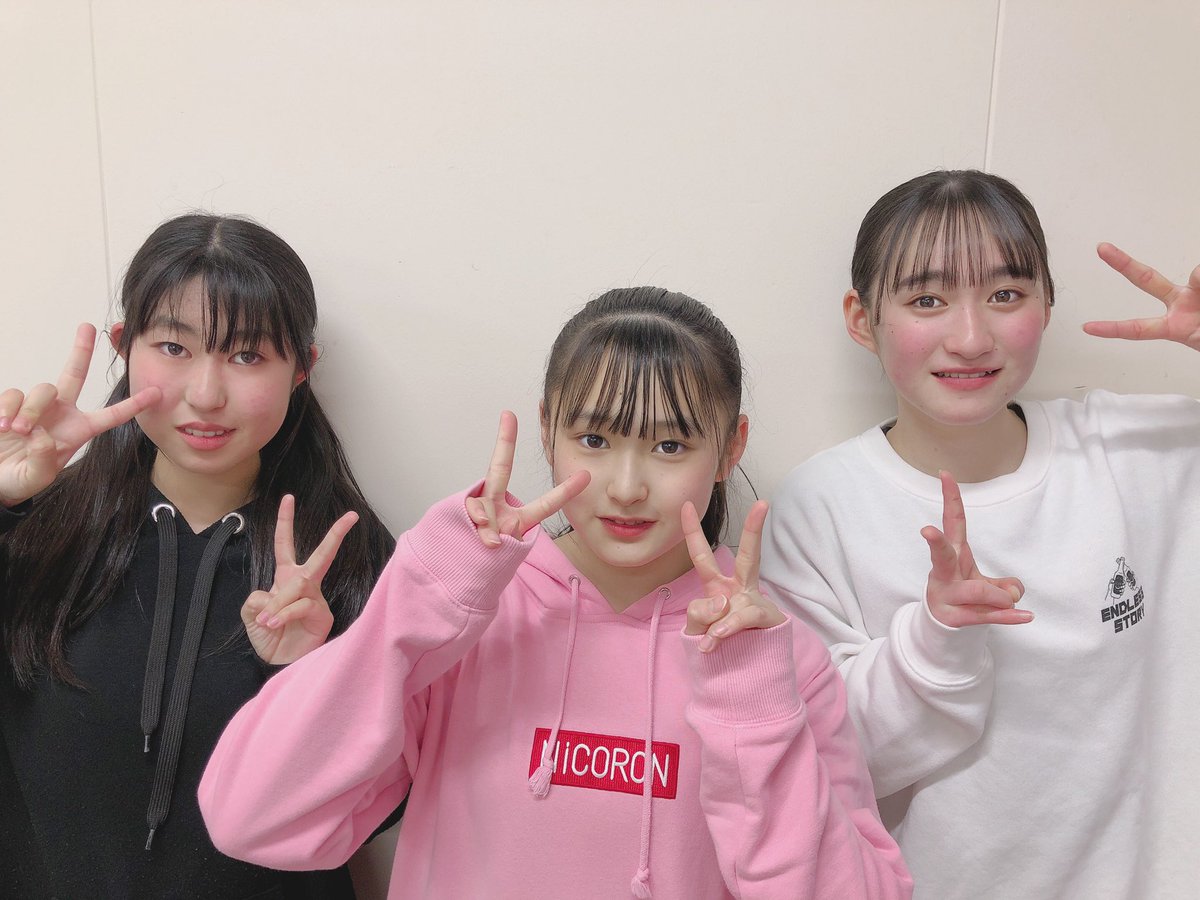 2ndsakupi's tweet photo. 🌸レッスン🌸
さくらピ〜ス☆THE FINAL！に向けて
最終チェック😉
いよいよ今週末はさくピ最後のステージ✨✨
みんなで走りきります！！！
#さくらピ〜ス
#さくピ
#めい
#まおりん
#まお https://t.co/CXAQyDU9IE