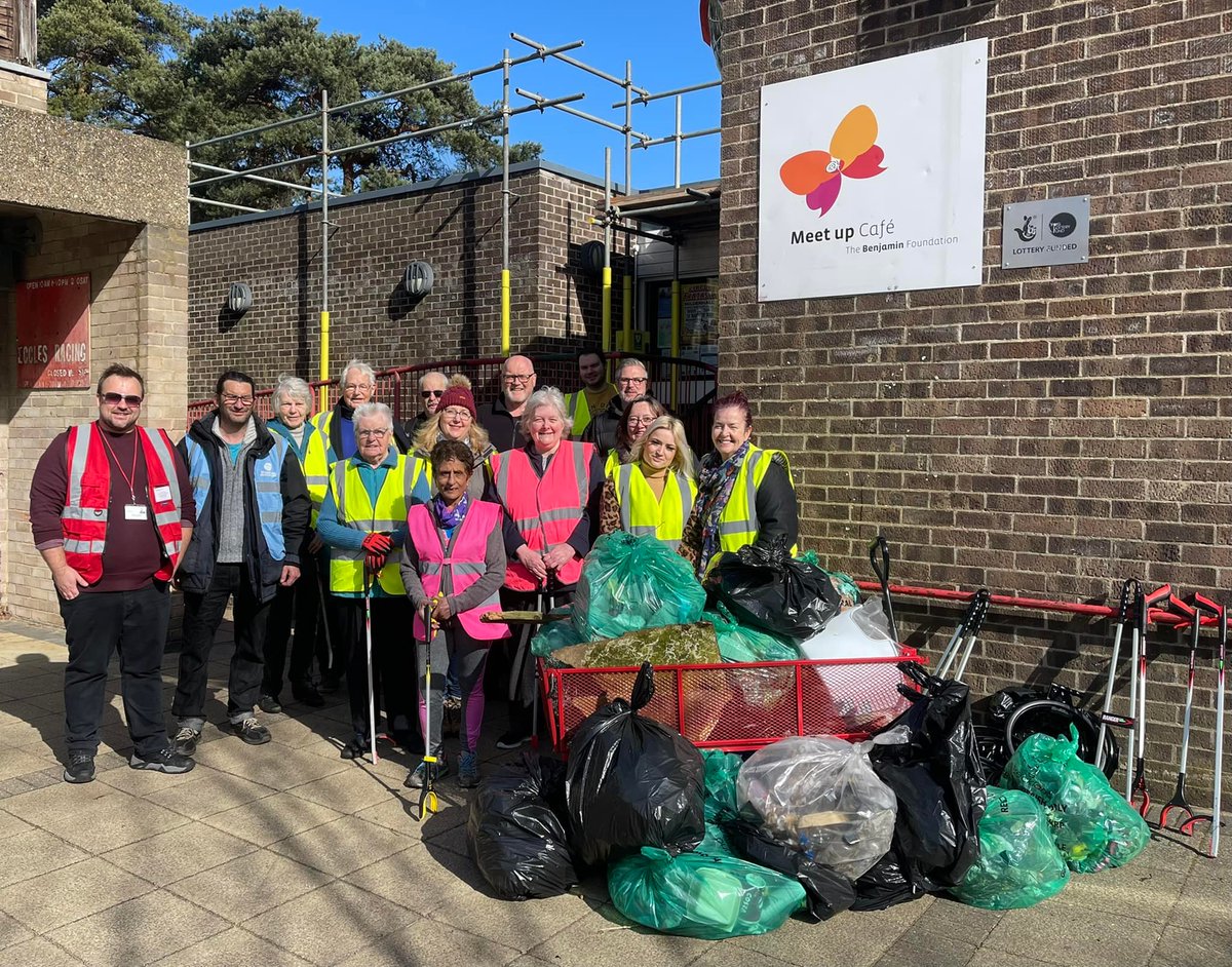 MySamphireHome's tweet photo. Last week our staff teamed up with @BreckCouncil, @ThetfordCouncil, @SercoGroup, @CharityTBF and many other volunteers for the Thetford #SpringClean!
They spent the day picking up litter, removing fly-tipping, and even gave the community play area a refresh π
#GBSpringClean https://t.co/1GCg0EYkvW