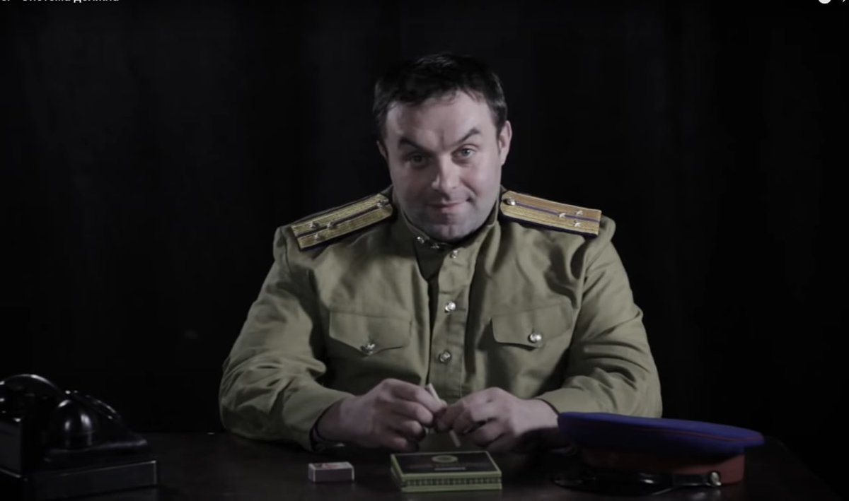 Камрады. Вдруг кто не видел. Перетекайте в тележеньку тоже. В твиттере все больше котофобии день ото дня. И приходится реже вас видеть. 🐱 t.me/anti_rubra